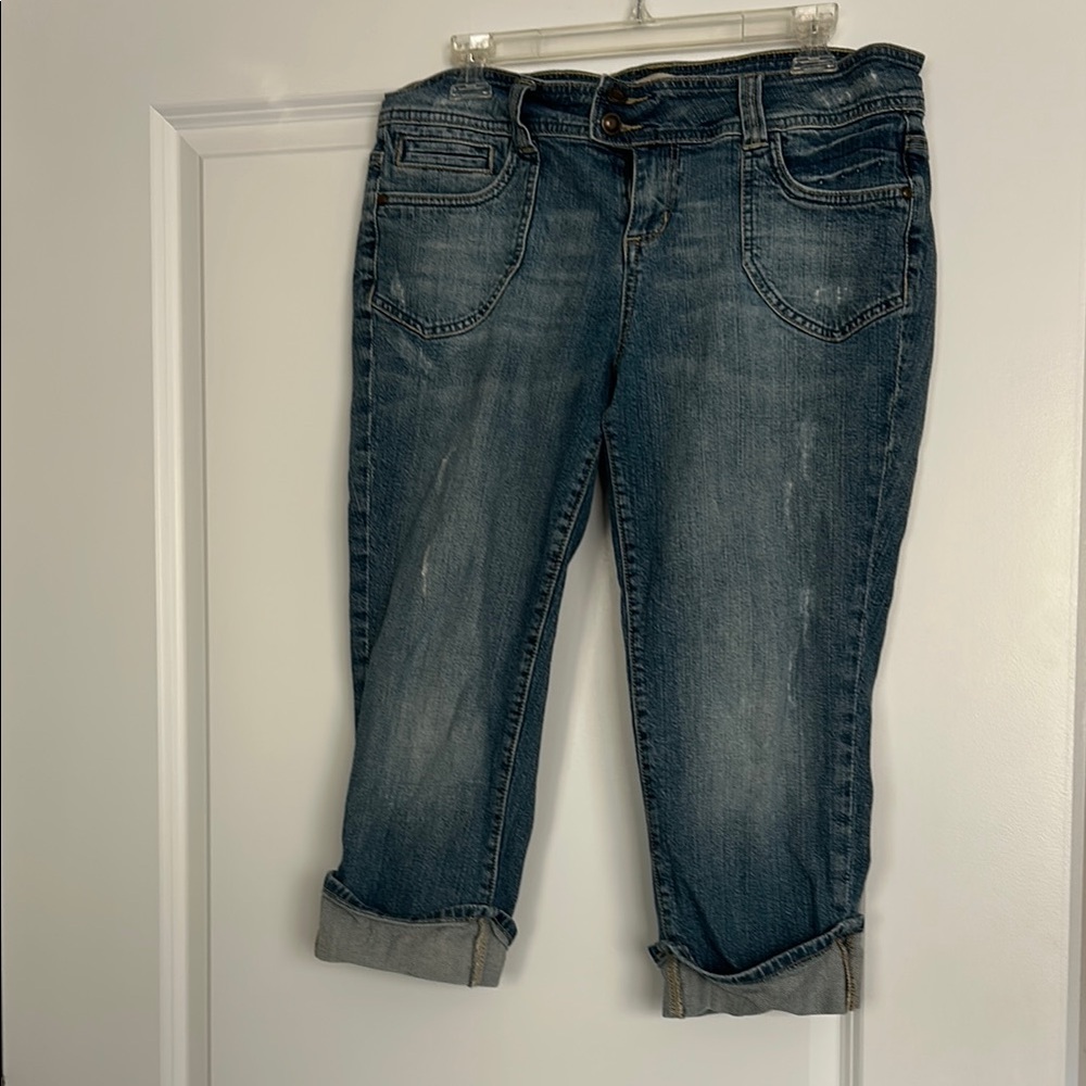Blue Cropped Ankle Jeans with Faded Distress